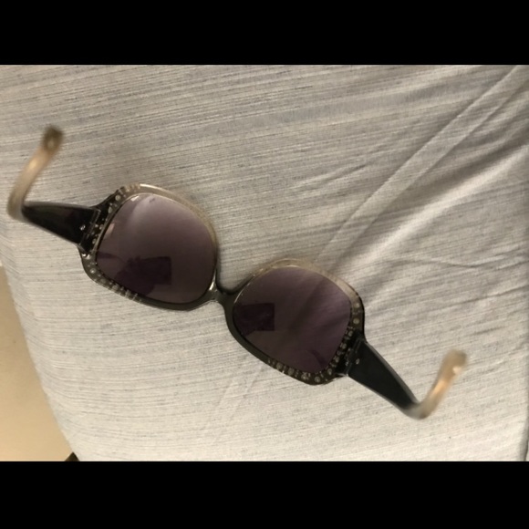 sunglasses - Picture 7 of 7